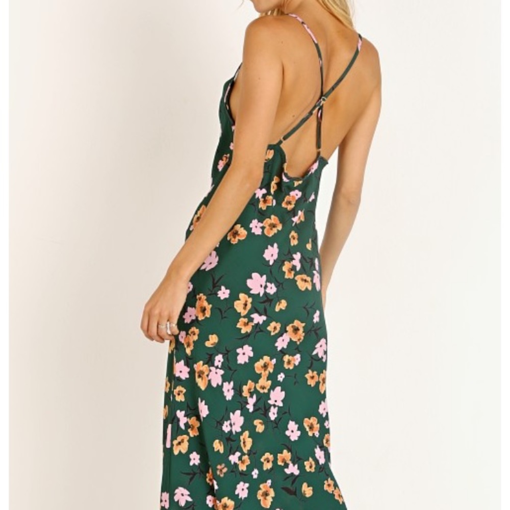 Flynn Skye Green Floral Dress - Picture 3 of 6